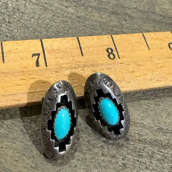 Vintage Handmade Native American Southwestern Sterling Turquoise Clip Earring 4g - Picture 5 of 8